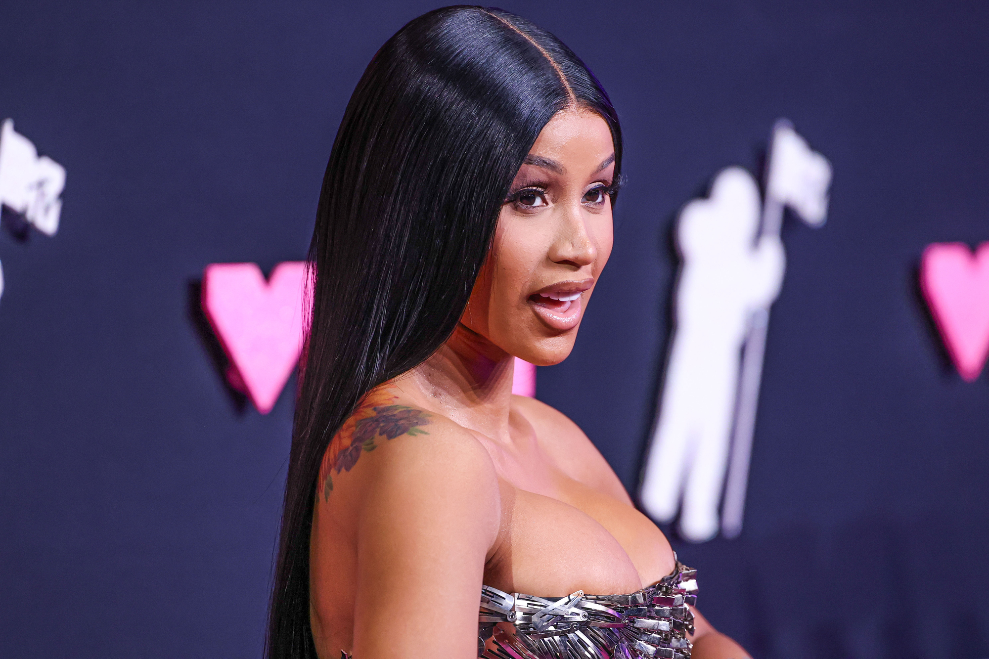 Cardi B Opens Up About Trust Issues and Jealousy in Her Inner Circle — Now Decatur